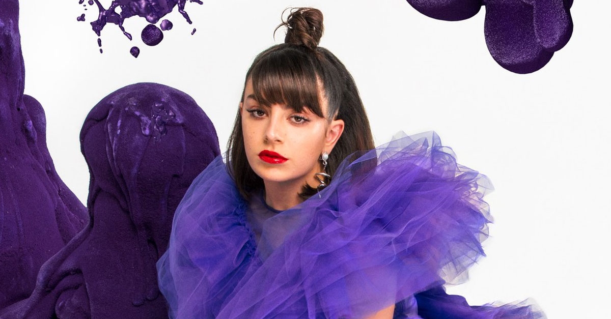 “forever” | Charli XCX lança primeira faixa do “How I’m Feeling Now”