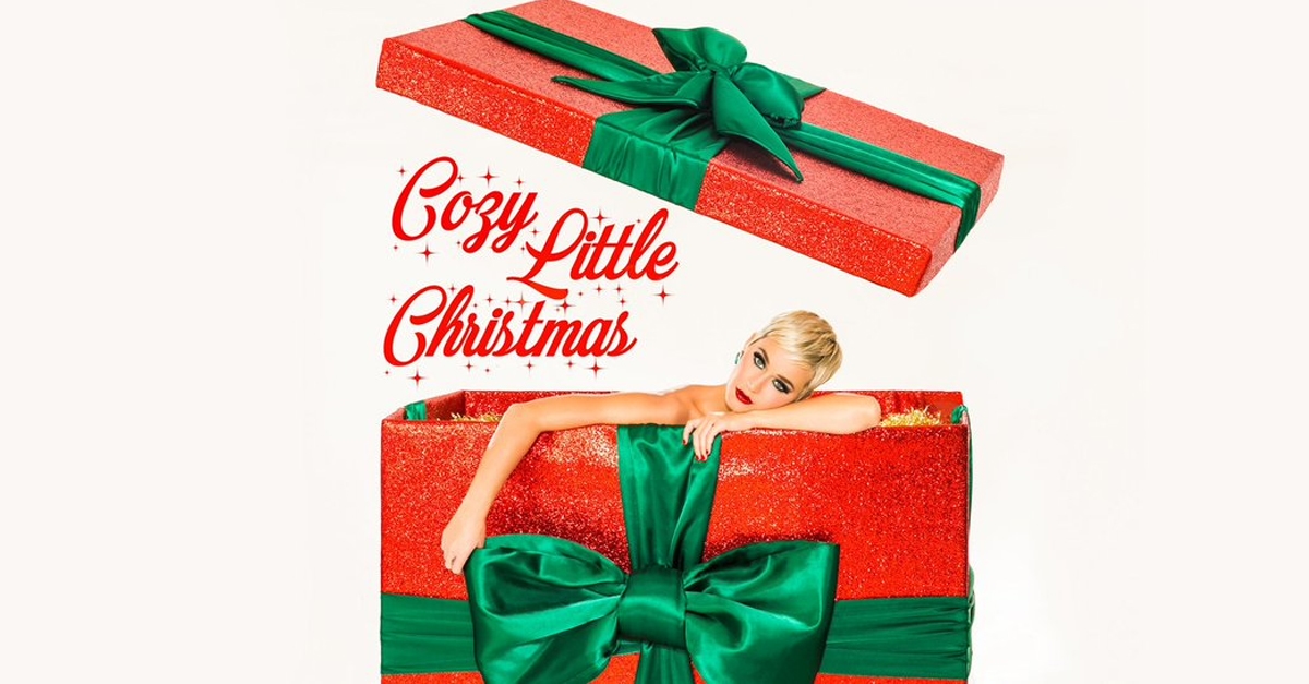 “Cozy Little Christmas” | Após um ano, Katy Perry disponibiliza música natalina nas plataformas digitais