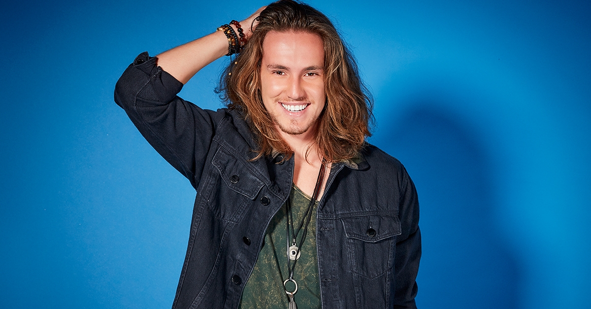 Vitor Kley lança o clipe de “Adrenalizou” no primeiro minuto de ano novo; assista!