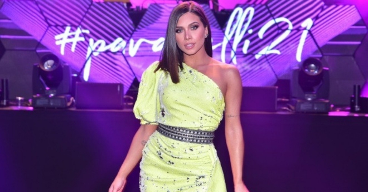 Com festa luxuosa, Flavia Pavanelli comemora seus 21 anos