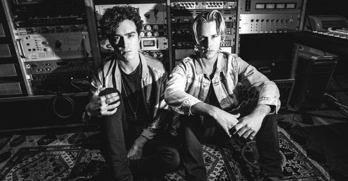 Ofenbach lança EP com sucessos da carreira e cinco faixas inéditas