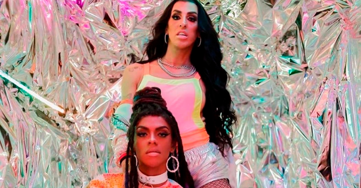 Nininha Problemática e Pepita lançam clipe de “Quem manda”