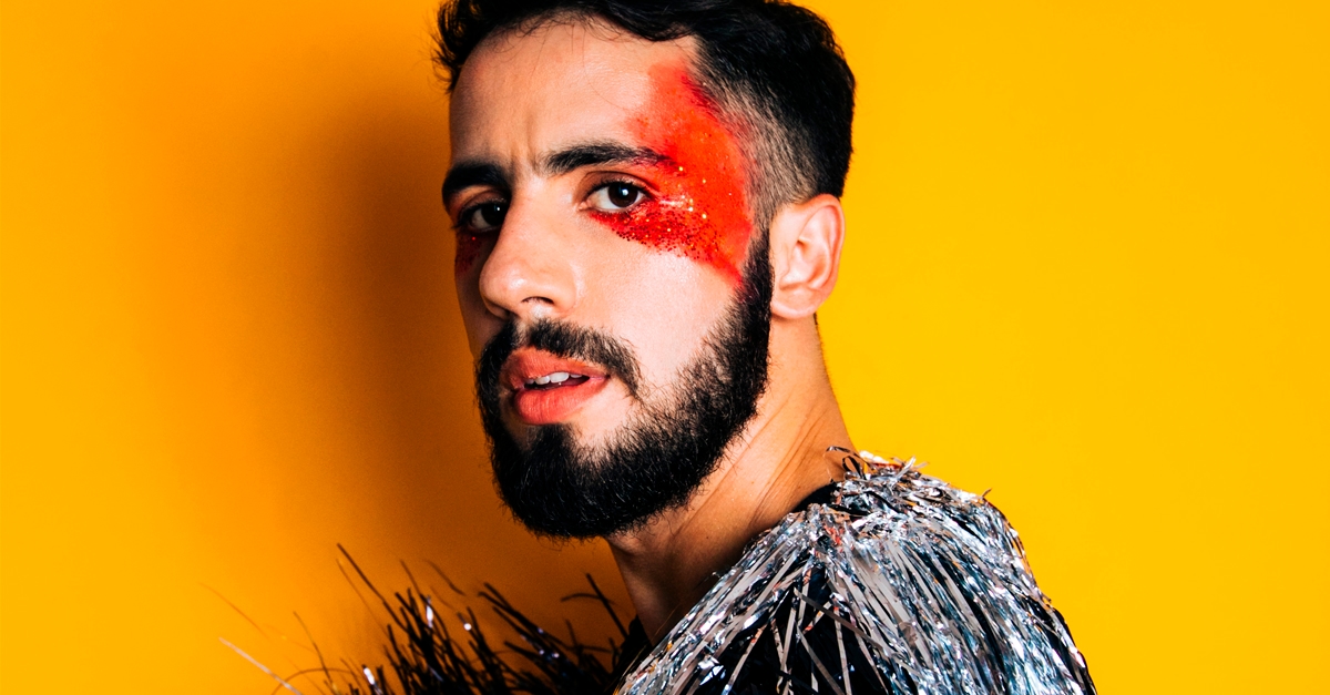 Entrevista | Romero Ferro comenta inspirações e colaborações especiais do álbum “Ferro”; confira!