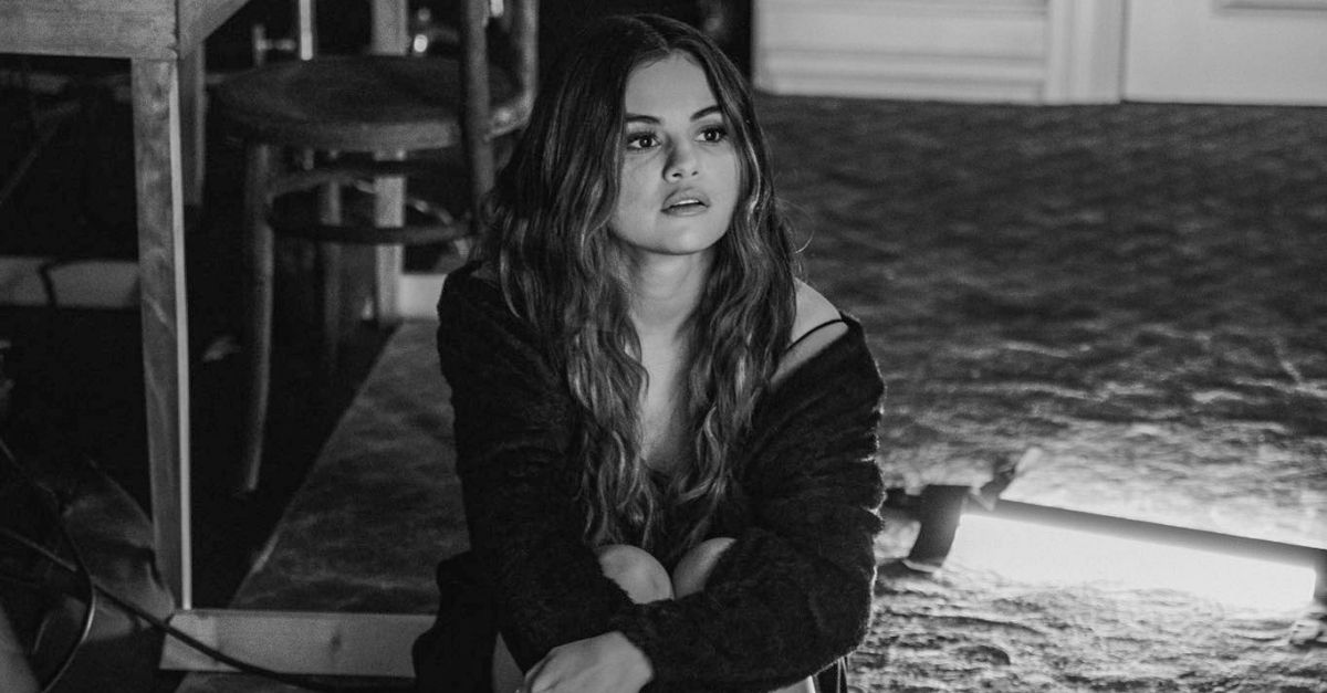 Álbuns de Selena Gomez e Lady Gaga são os mais buscados pelos brasileiros