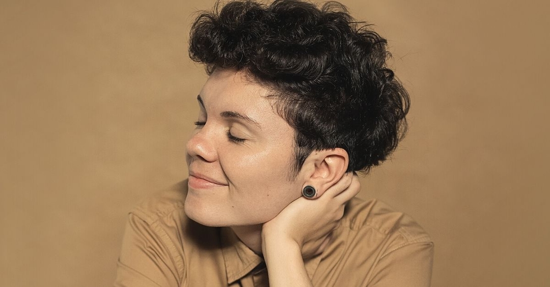Lizandra lança o single “Eu Quero Cuidar Mais de Mim”