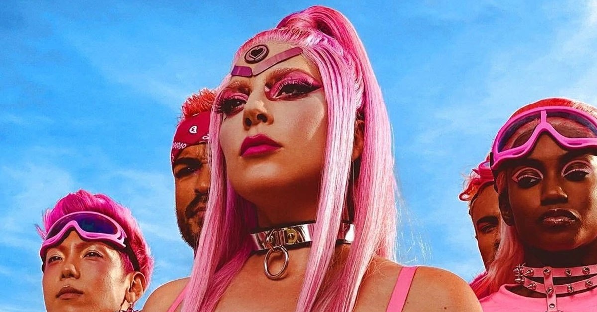 Lady Gaga adia o novo álbum, “Chromatica”: “Não parece certo lançar durante uma pandemia global”