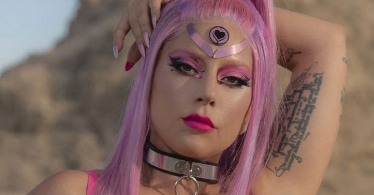 Lady Gaga anuncia primeiras datas da nova turnê mundial