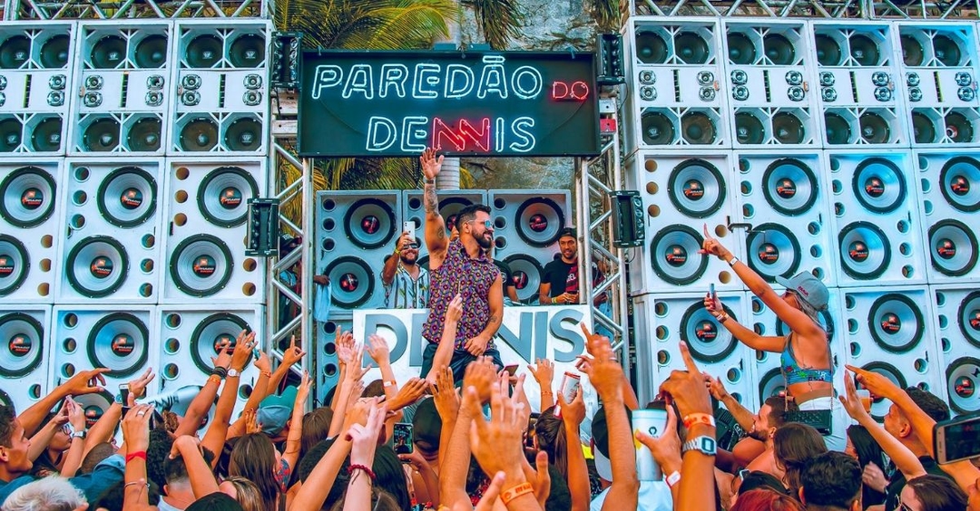 Dennis DJ fará live de comemoração aos 7 anos do Baile do Dennis