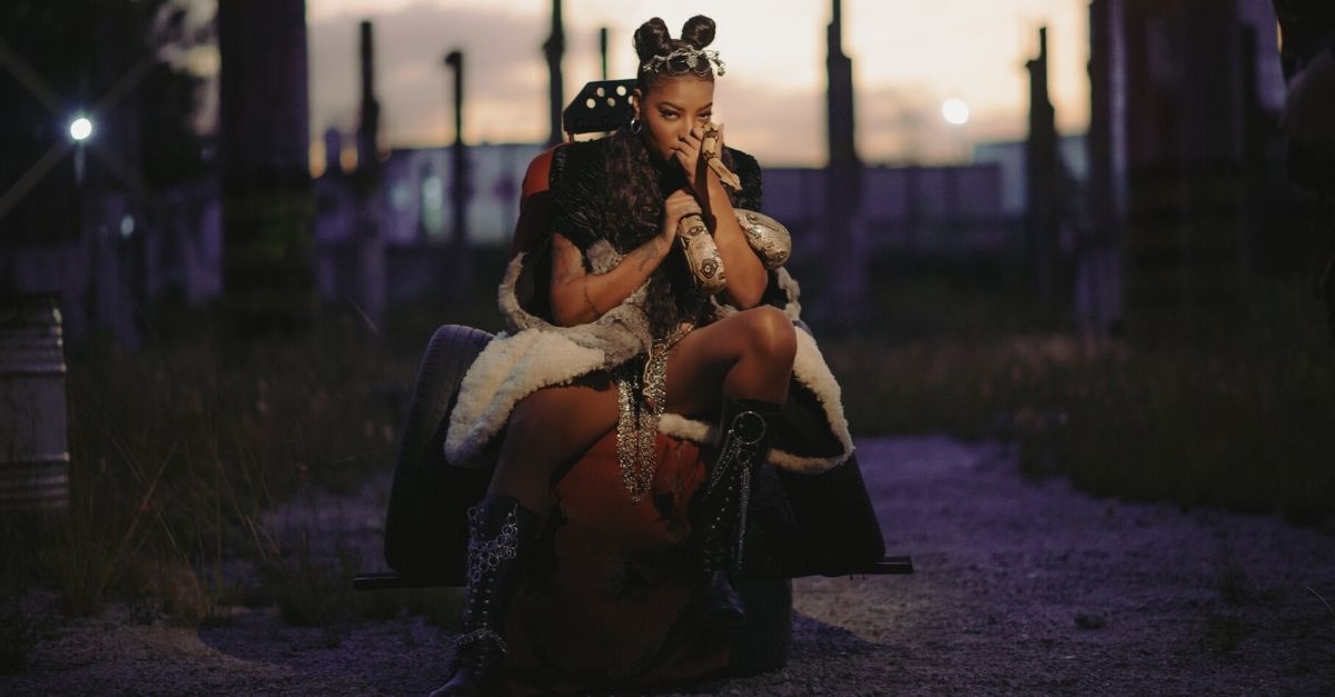 Ludmilla lança “Cobra Venenosa”, assista o clipe