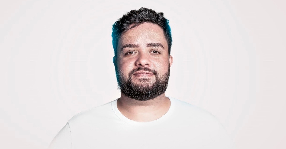 Hitmaker do reggae, DEKO lança “Esquece a hora” nesta sexta