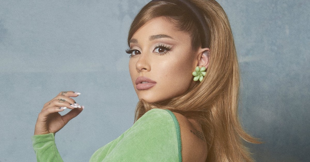 “Positions” | Novo álbum de Ariana Grande terá colaborações de Doja Cat e The Weeknd; confira tracklist!