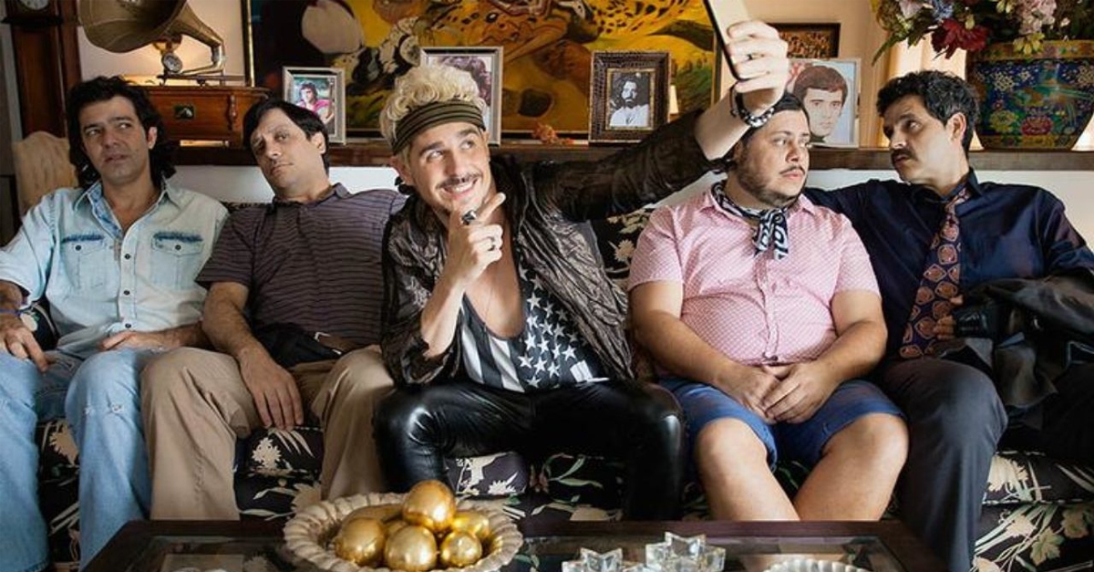 Rede Globo exibe a comédia brasileira “Chocante” no Supercine desde sábado