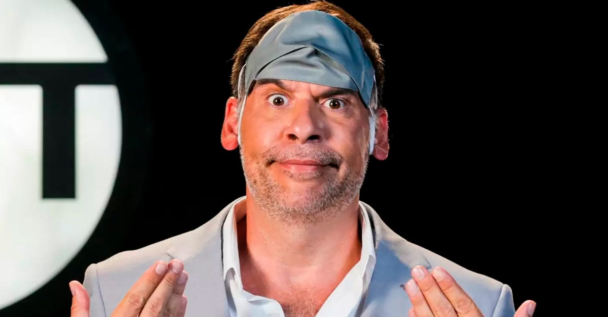 TNT exibe maratona completa de “2000 e Vishhh” com Leandro Hassum