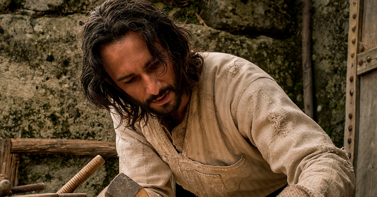 Domingo Maior exibe “Ben-Hur”, com Rodrigo Santoro, e “Tiras Em Apuros” é atração do Cinemaço