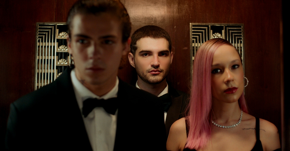 Jão lança videoclipe cinematográfico para “CORINGA”; assista!