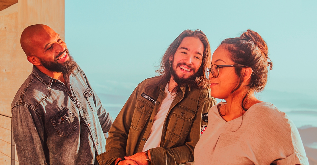 Entrevista | Trilo lança “Jeitinho Down” e comenta sobre gravação de clipe: “Realização de um sonho”