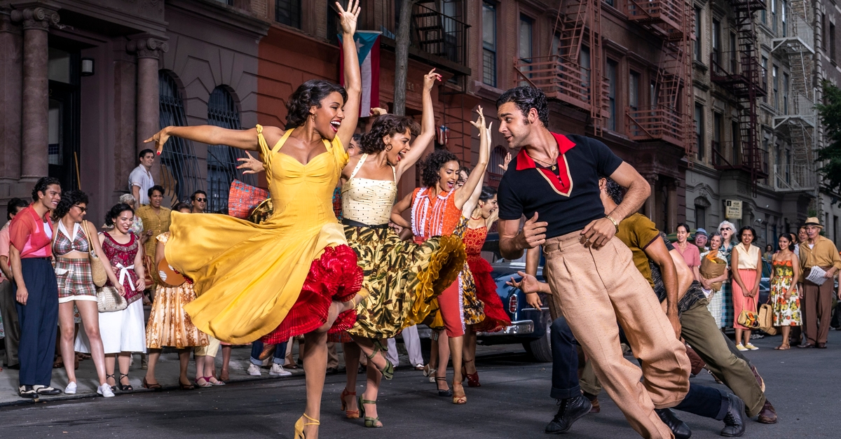 Remake de “Amor, Sublime Amor” terá retorno de Rita Moreno; assista o teaser trailer!