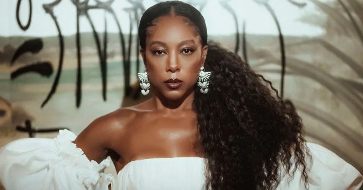 Negra Li canta faixa de abertura de “Vai na Fé”