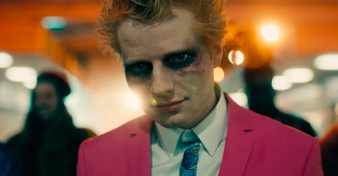 Ed Sheeran lança o single “Bad Habits” com clipe vampiresco; assista!