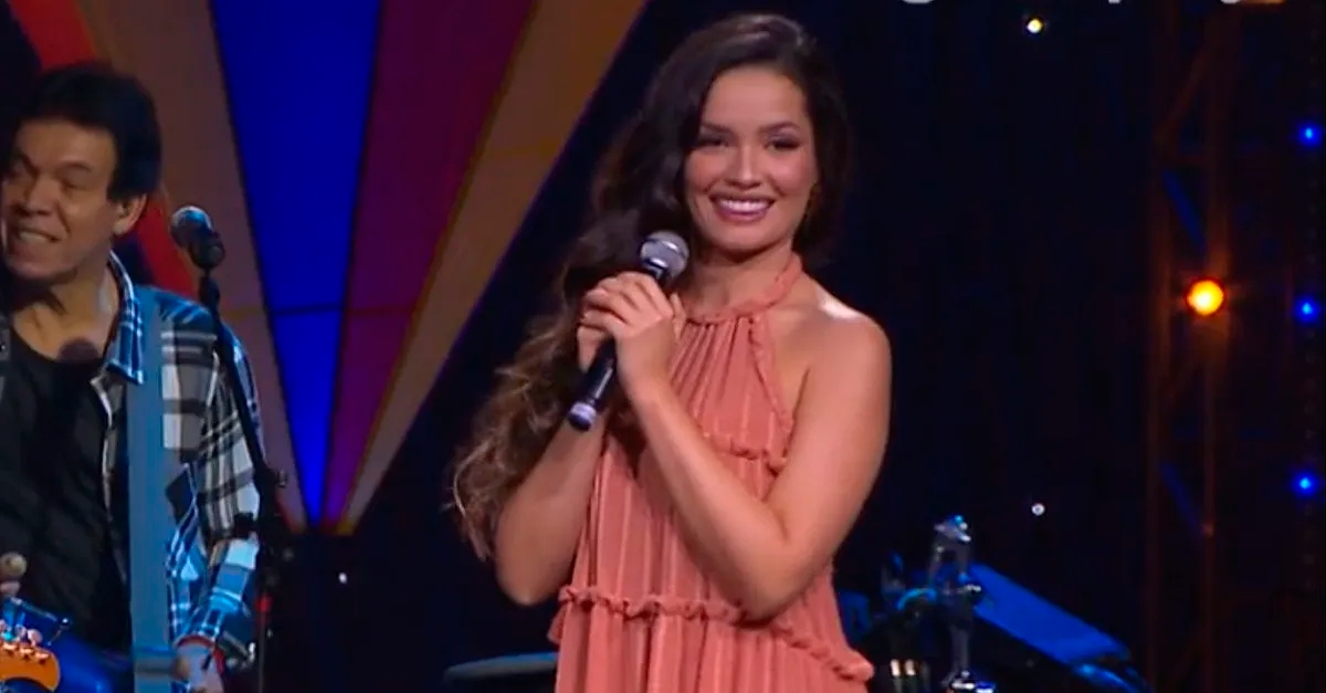 Vestido usado por Juliette em live com Gilberto Gil está esgotado; saiba o valor!