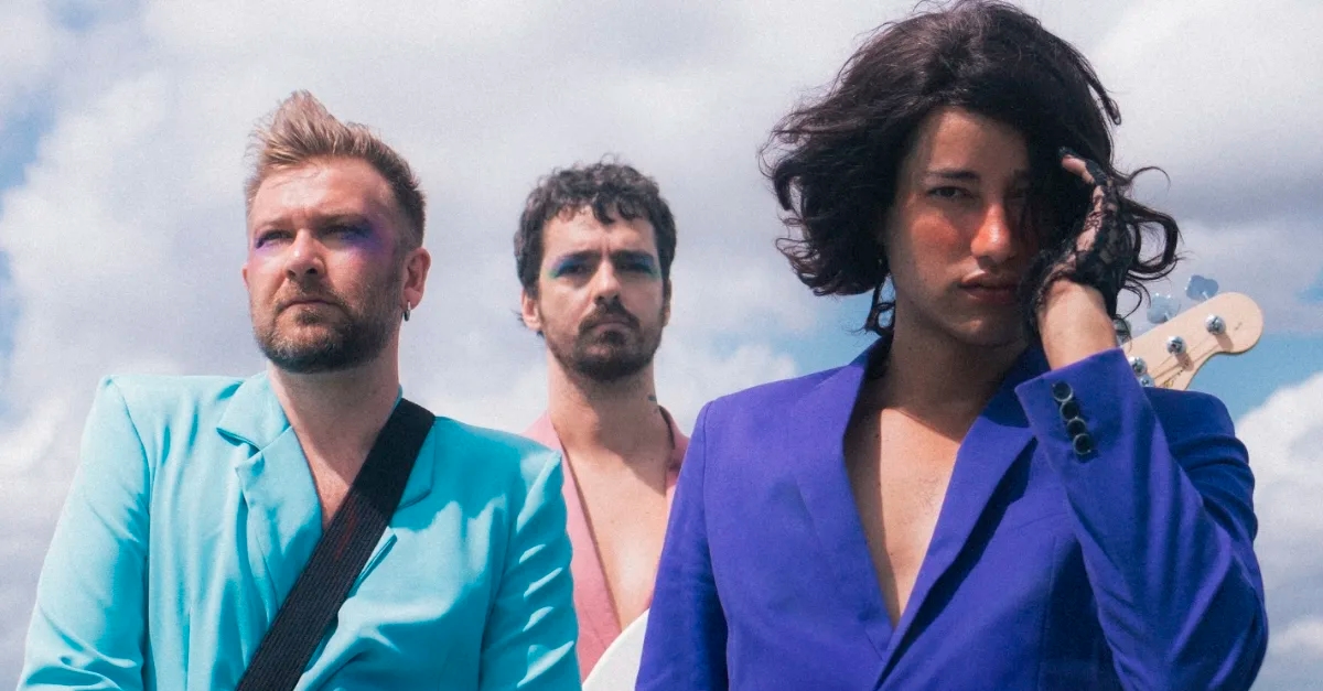 Os Amantes, com Jaloo e Strobo, lançam primeiro álbum; ouça!