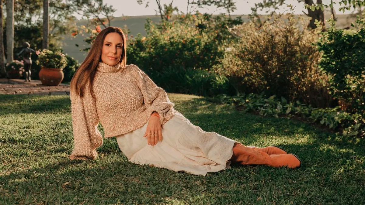 Ivete Sangalo lança disco “Onda Boa” com colaborações de IZA, Gloria Groove, Vanessa da Mata e mais; ouça!