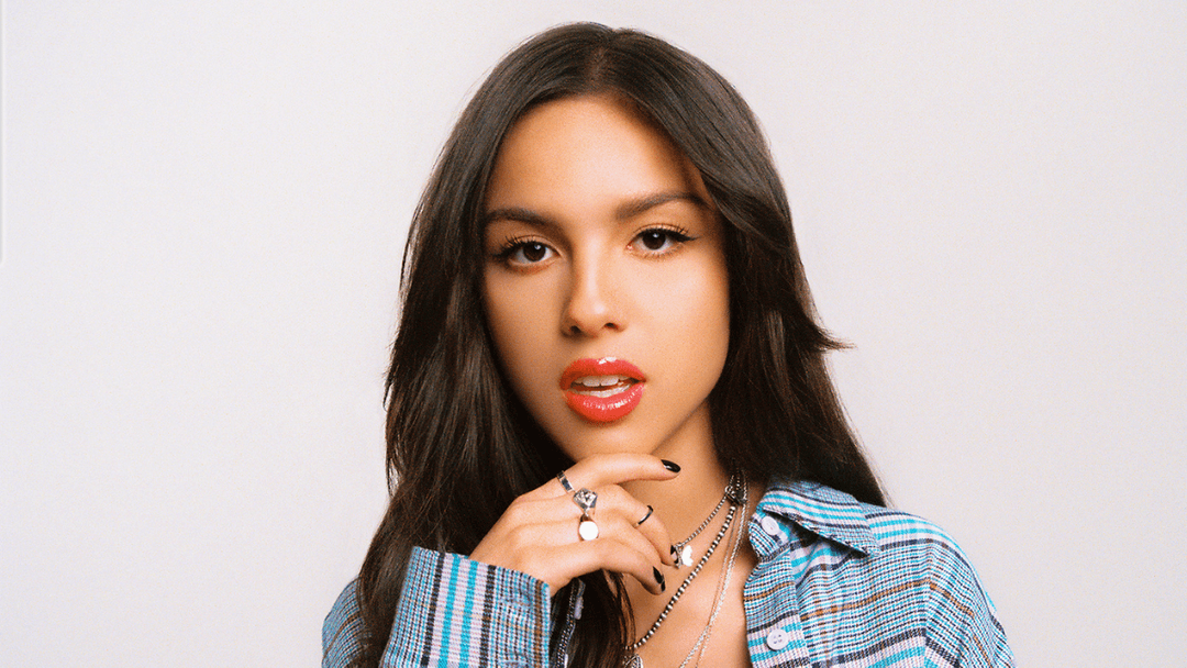 “driving home 2 u (a SOUR film)” | Olivia Rodrigo anuncia documentário sobre disco de estreia
