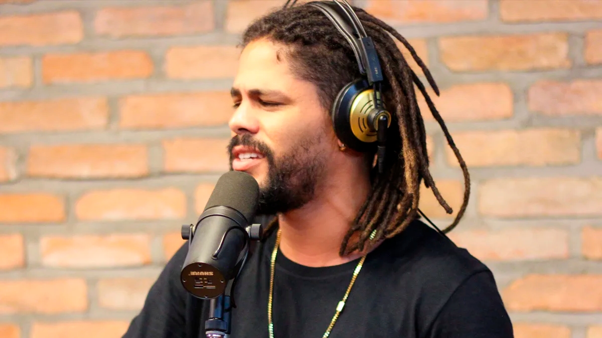 Viegas presenteia fãs com versões repaginadas dos singles “Pra Voar” e “Posso Ser”