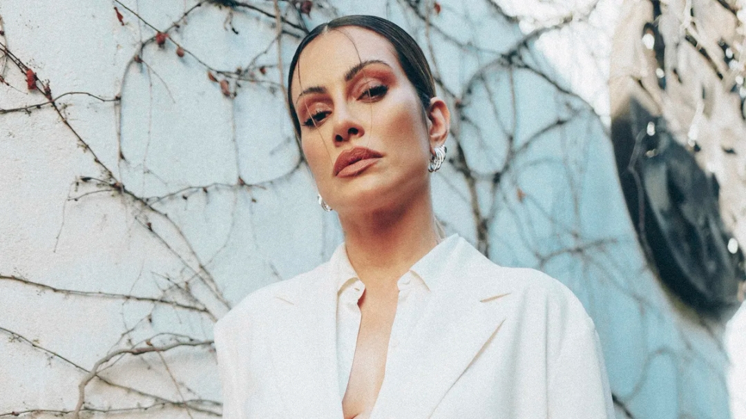 Cleo anuncia estreia da trilha sonora de “Me Tira da Mira” e disco terá participação de Xamã e Dilsinho; saiba mais!