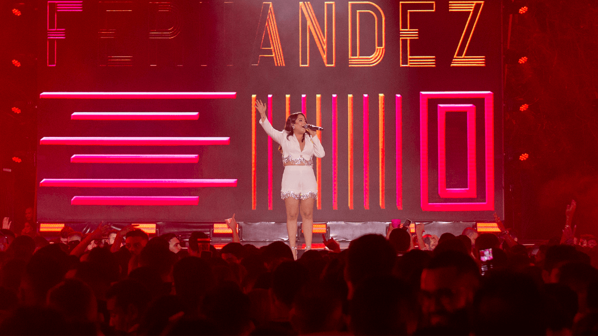 Mari Fernandez surpreende fãs em gravação do primeiro DVD da carreira: “Superou todas as minhas expectativas”