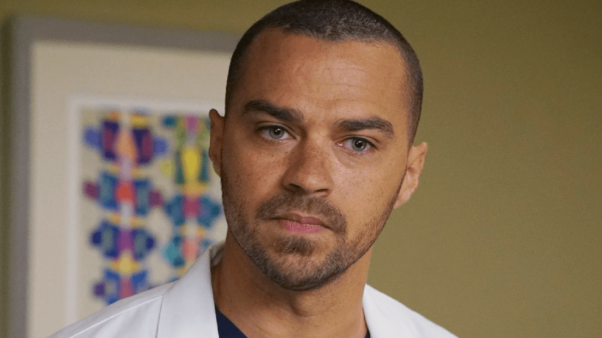 Jesse Williams, de “Grey’s Anatomy”, faz nu frontal em peça e recebe elogios da internet