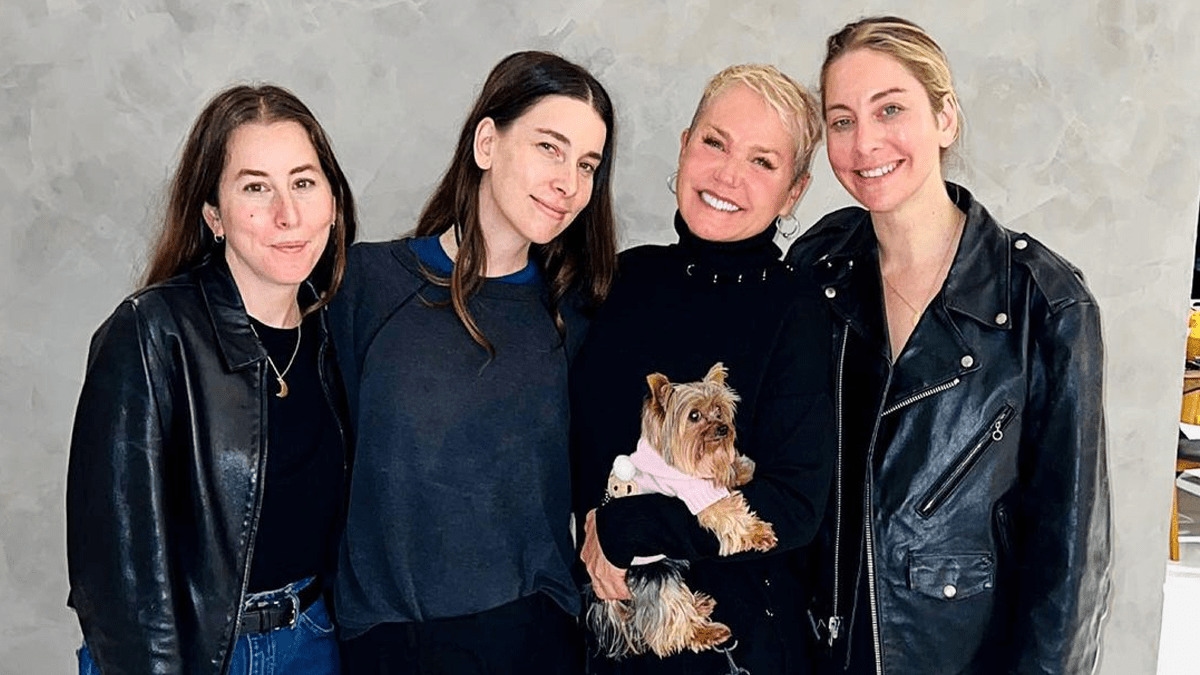 HAIM encontra com Xuxa após homenagem no MITA