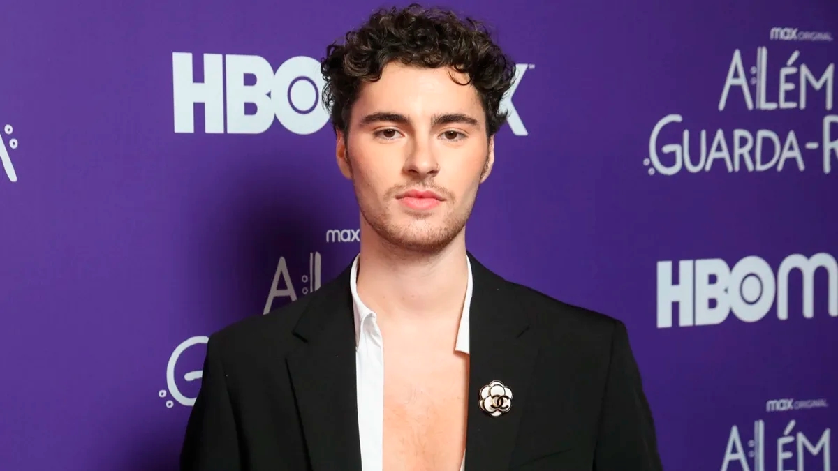 Gabriel Coppola estreia em produção da HBO Max e fala sobre testes para “De Volta aos 15”, “Turma da Mônica Jovem” e “Euphoria”; confira!