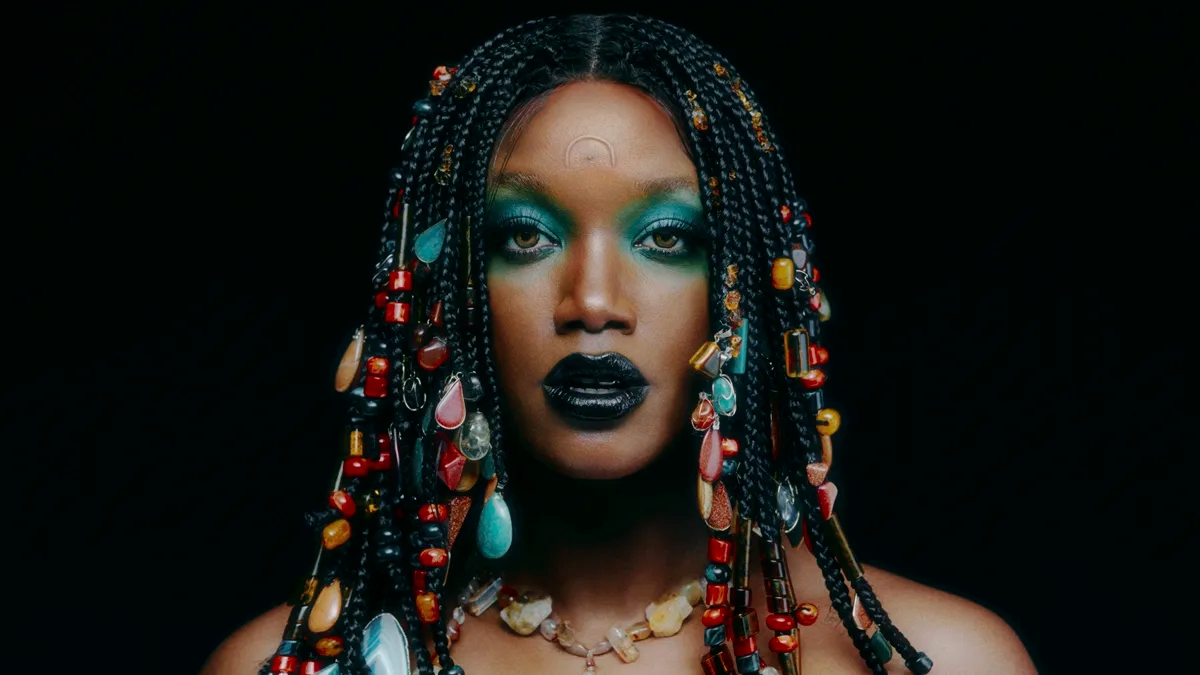 IZA é flagrada nas gravações do próximo single de “AFRODHIT”; confira!