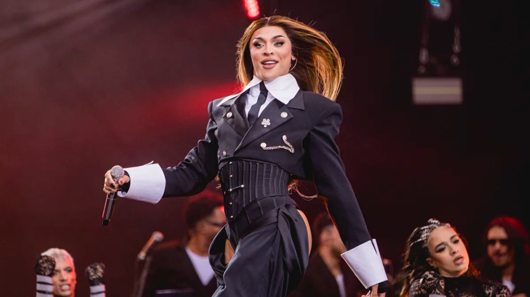 Pabllo Vittar lança documentário com bastidores de show histórico no The Town