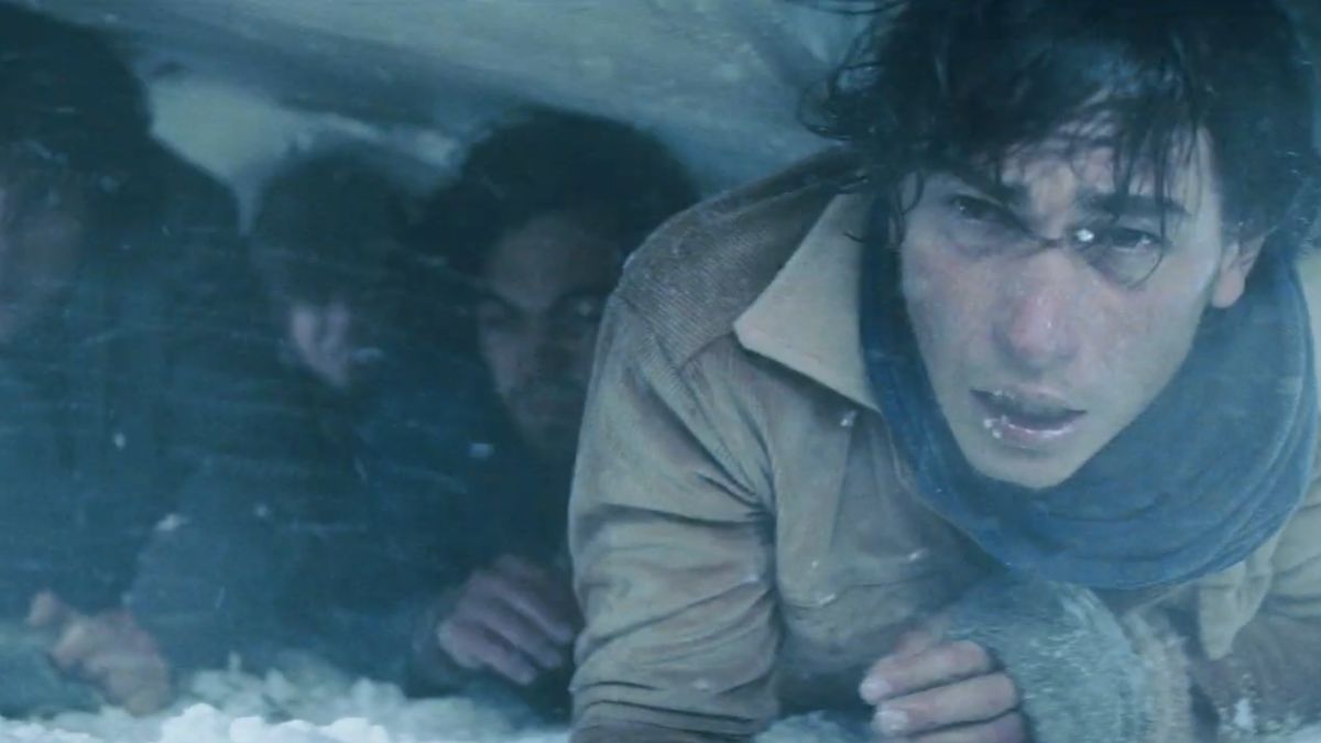 “A Sociedade da Neve”: longa sobre acidente real nos Andes ganha trailer oficial