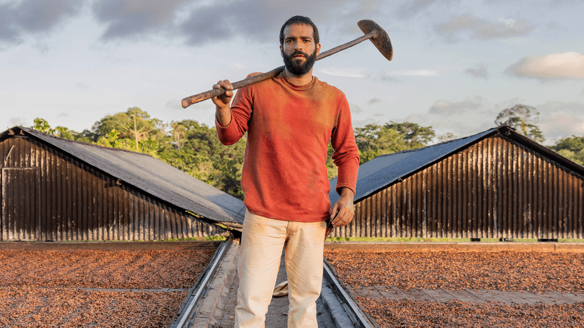 Humberto Carrão vive José Inocêncio no remake de “Renascer” e adianta: “Fazendo uma coisa muito linda”