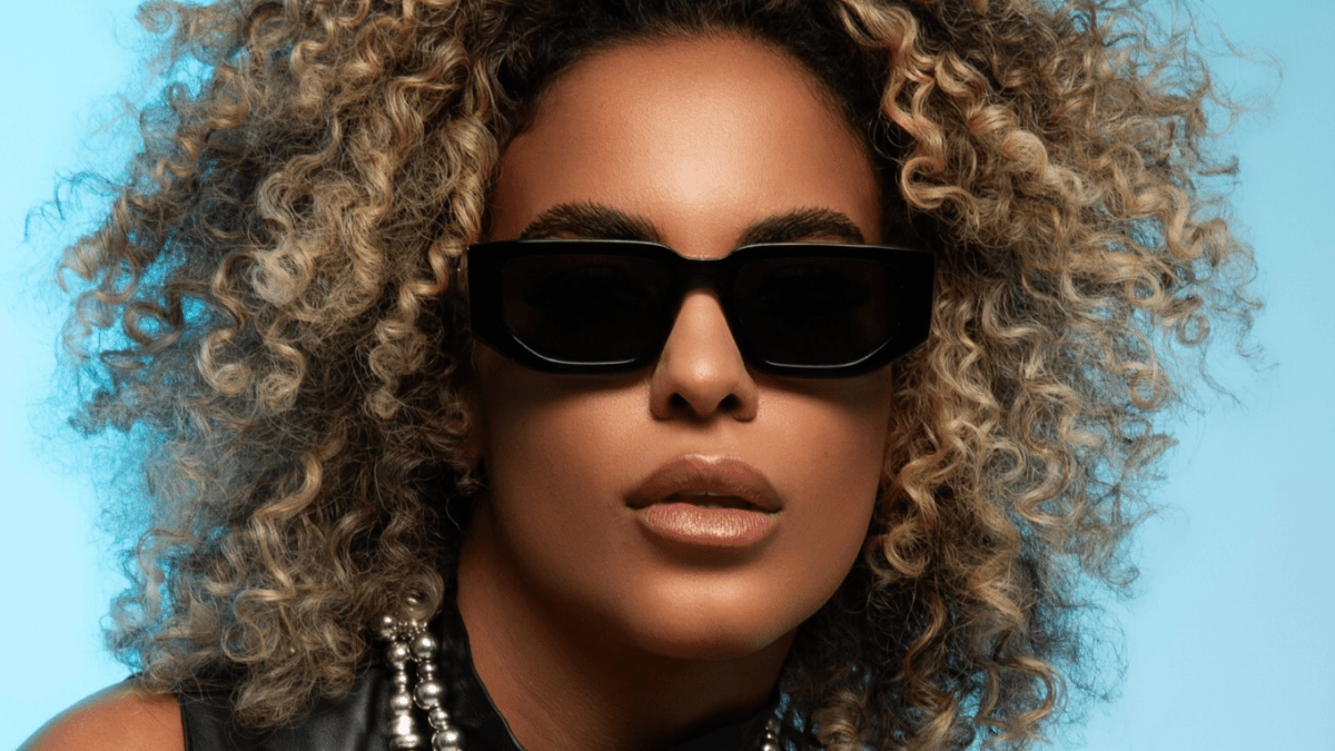 Bruna Strait estreia na Hub Records com a faixa “Never Know”