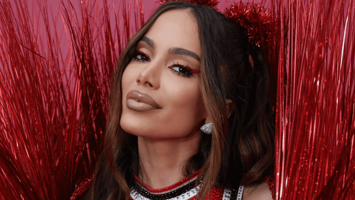 “Equilibrium”: Anitta anuncia o oitavo disco da carreira para abril