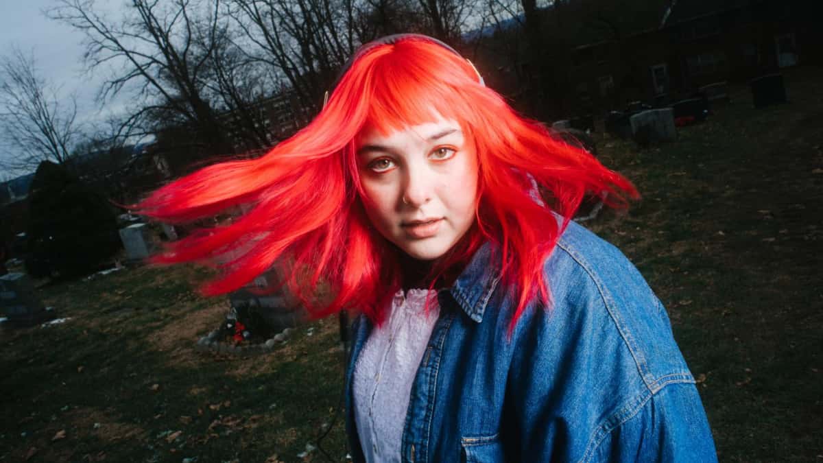 Quem é Annie DiRusso? Conheça a artista que vai abrir os shows de Hayley Williams no Brasil