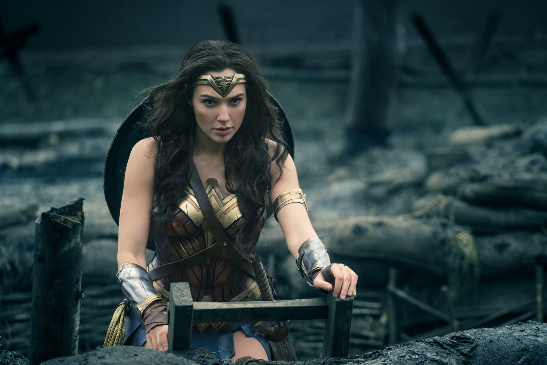 Warner Bros. divulga novos trailer e cartaz de Mulher-Maravilha