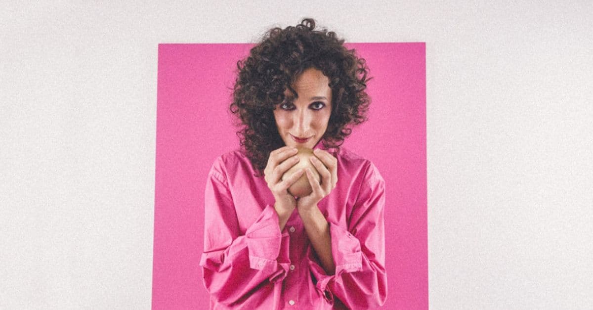 Entrevista | Marina Melo lança o single “Eita, Baby” e conta detalhes da produção musical do próximo álbum