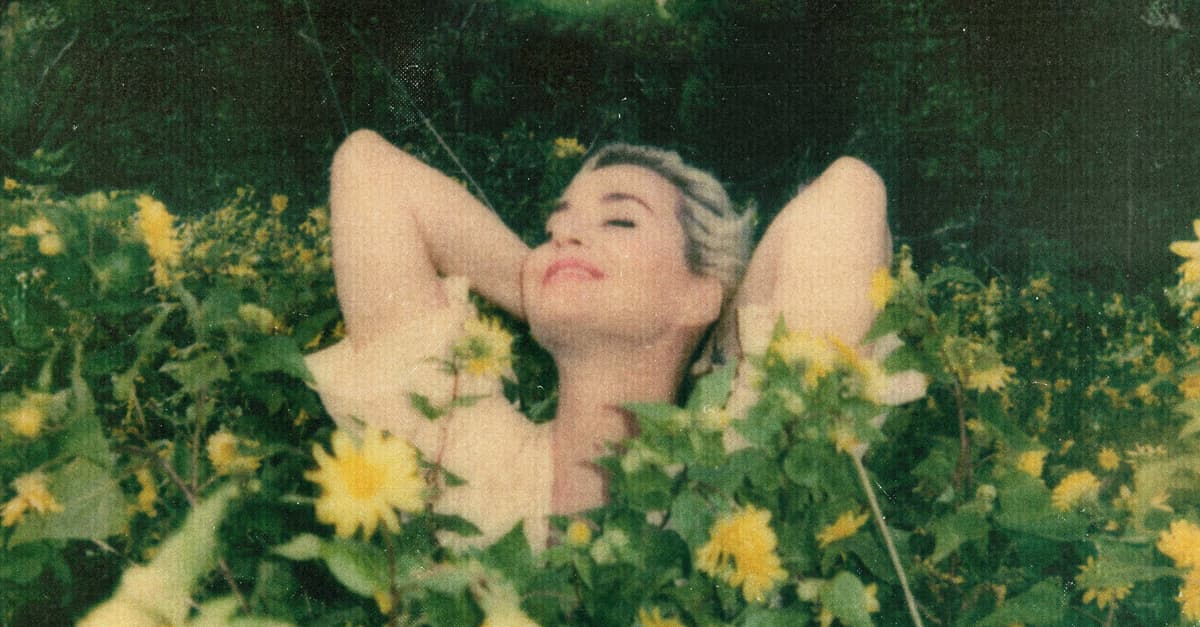 Katy Perry realiza live nesta sexta; saiba mais!