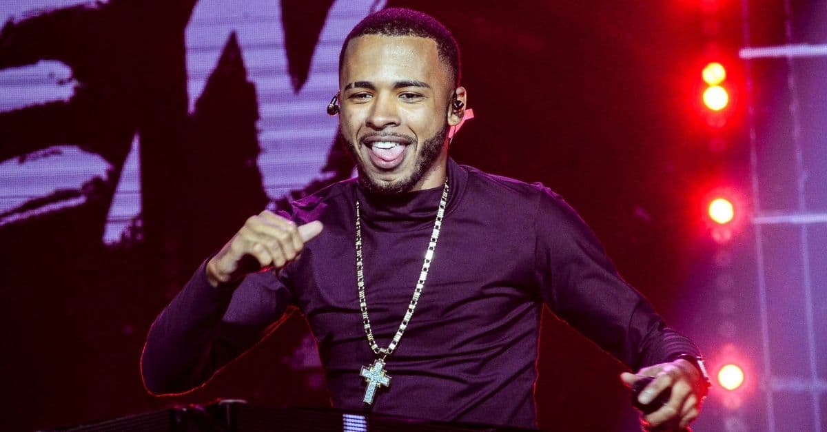 Letra de “SexToU” – Rennan da Penha e Anitta