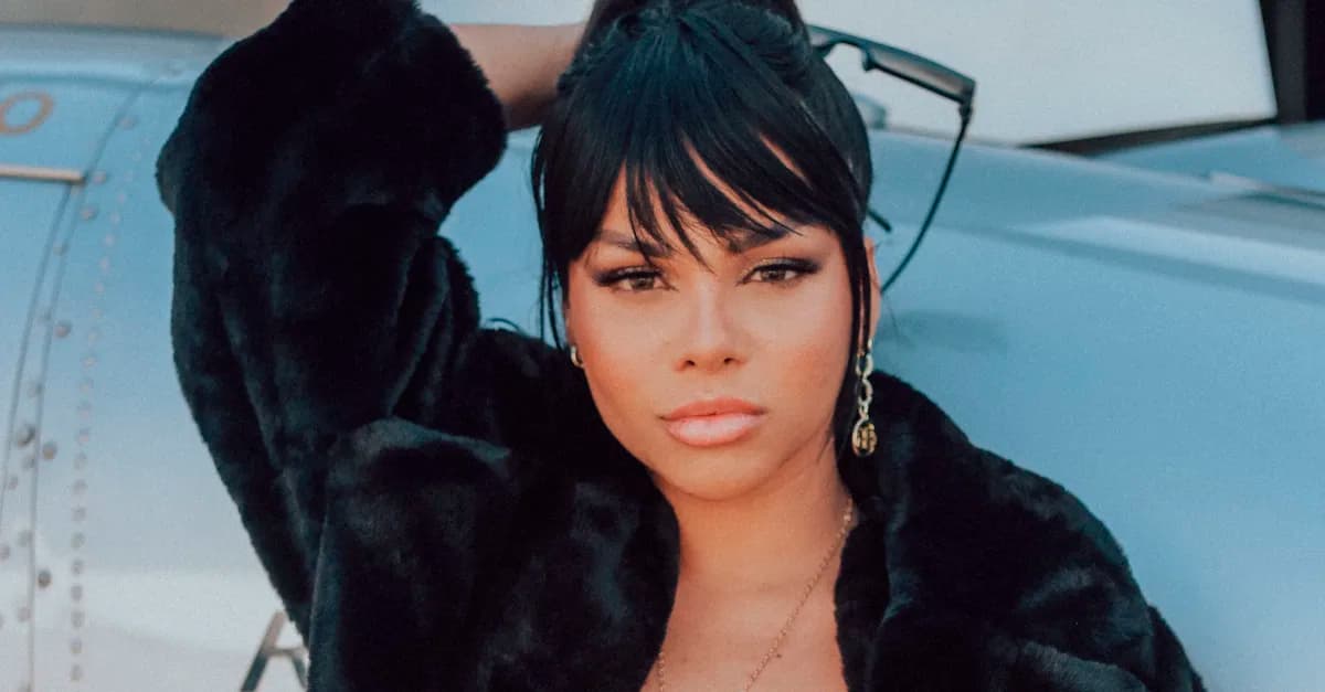 Entrevista | Gabily fala sobre o single “Bilhete Premiado” e participação em reality