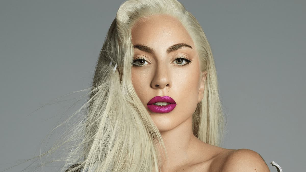 Lady Gaga revela primeira imagem como Arlequina em “Joker 2”