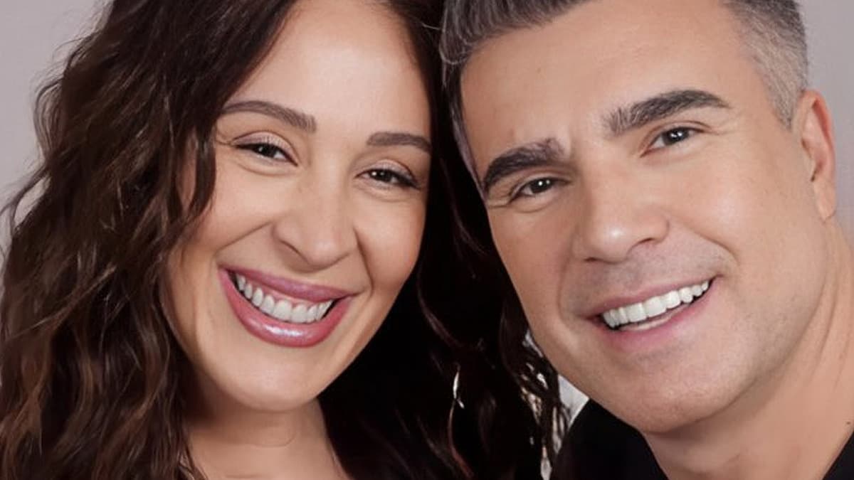 Claudia Raia e Jarbas Homem de Mello anunciam gravidez