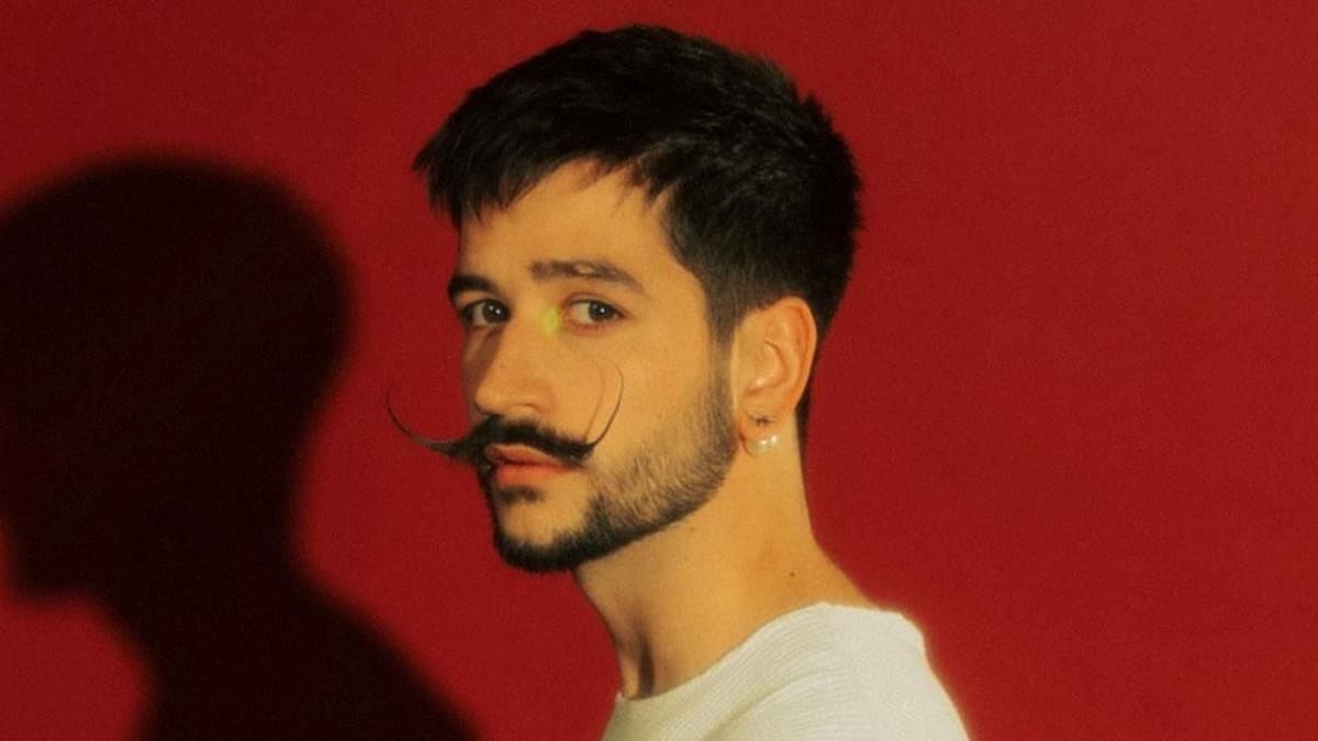 Camilo celebra lançamento do “De Adentro Pa Afuera” com show online neste domingo
