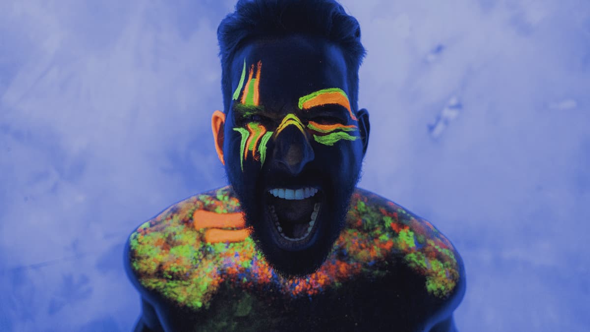 Banda EVA celebra a vida e traz mensagem otimista no single “Carnaval Perfeito”