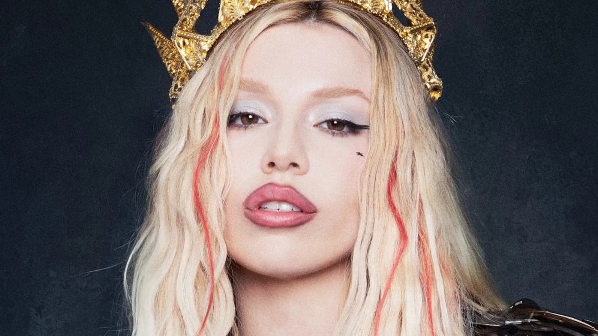 Ava Max lança “Kill It Queen” e inicia nova era após saída da gravadora